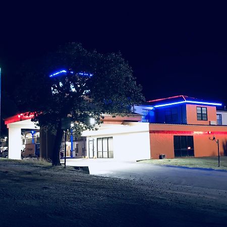 Americas Best Value Inn Bowie Esterno foto