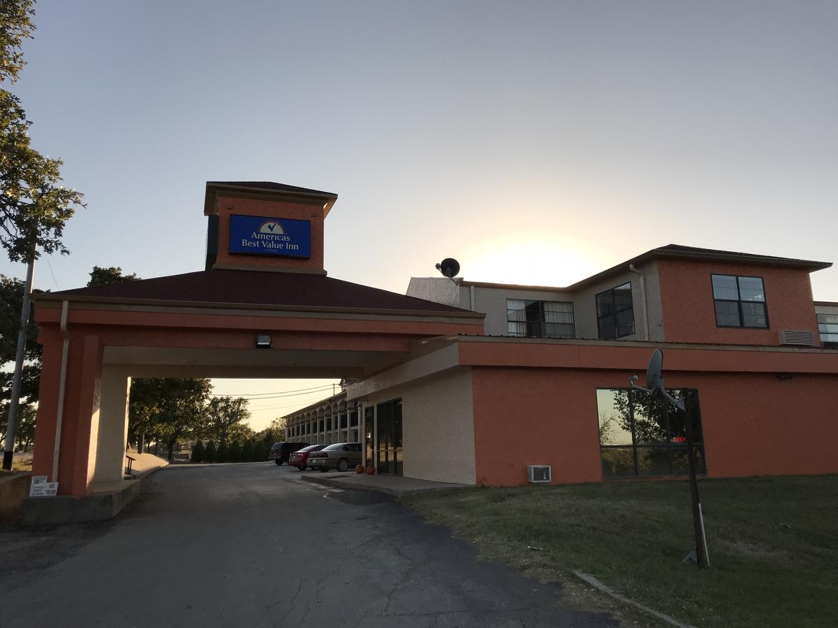 Americas Best Value Inn Bowie Esterno foto