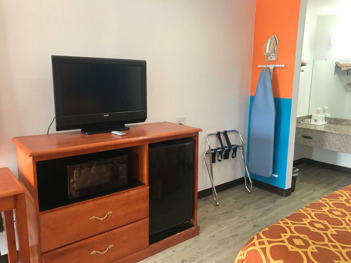 Americas Best Value Inn Bowie Esterno foto