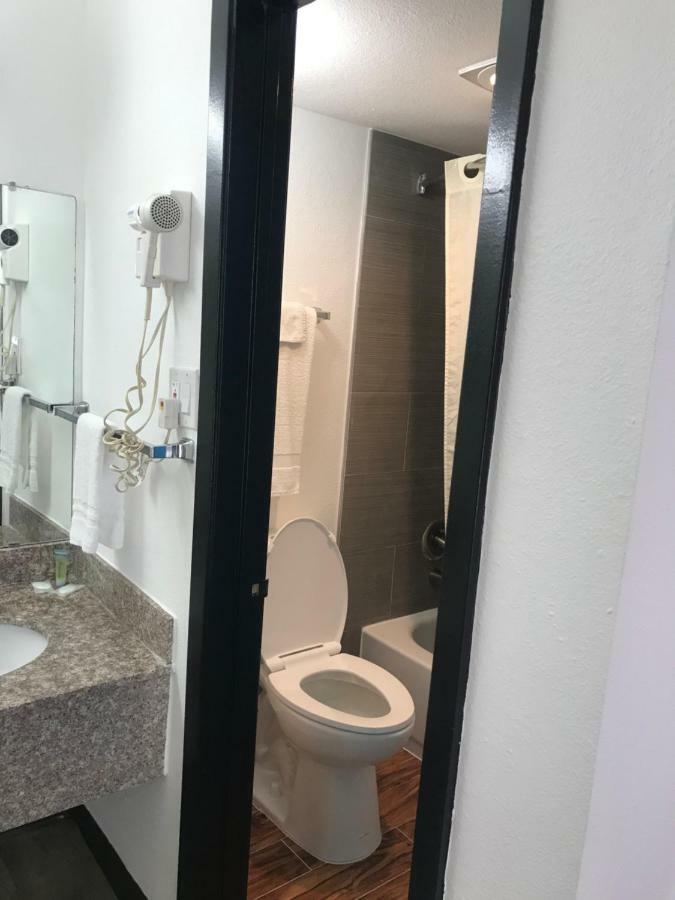 Americas Best Value Inn Bowie Esterno foto