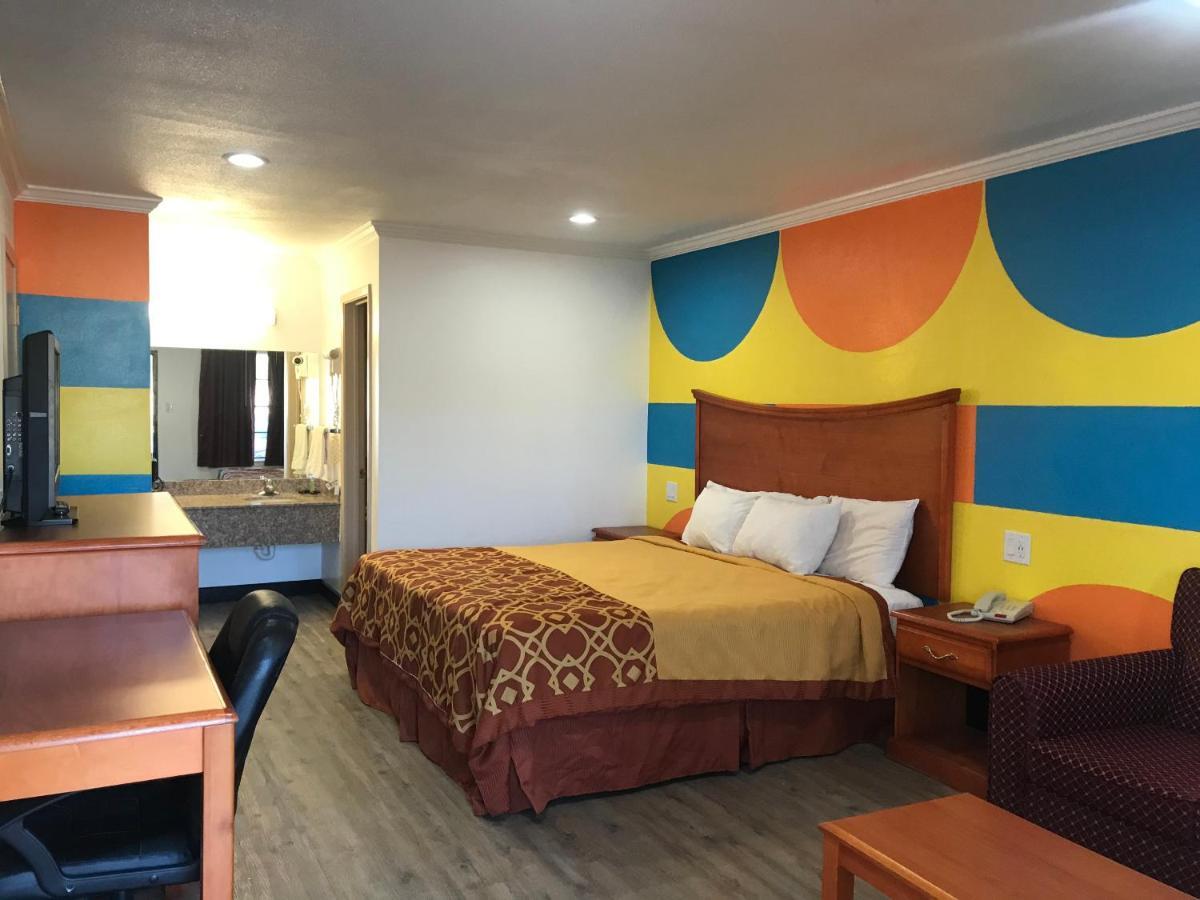 Americas Best Value Inn Bowie Esterno foto